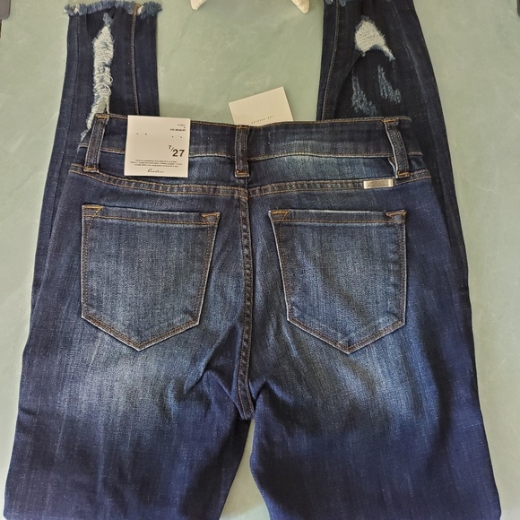 NEW! Kan Can  Mid-Rise Distressed Skinny Jeans - Picture 8 of 8
